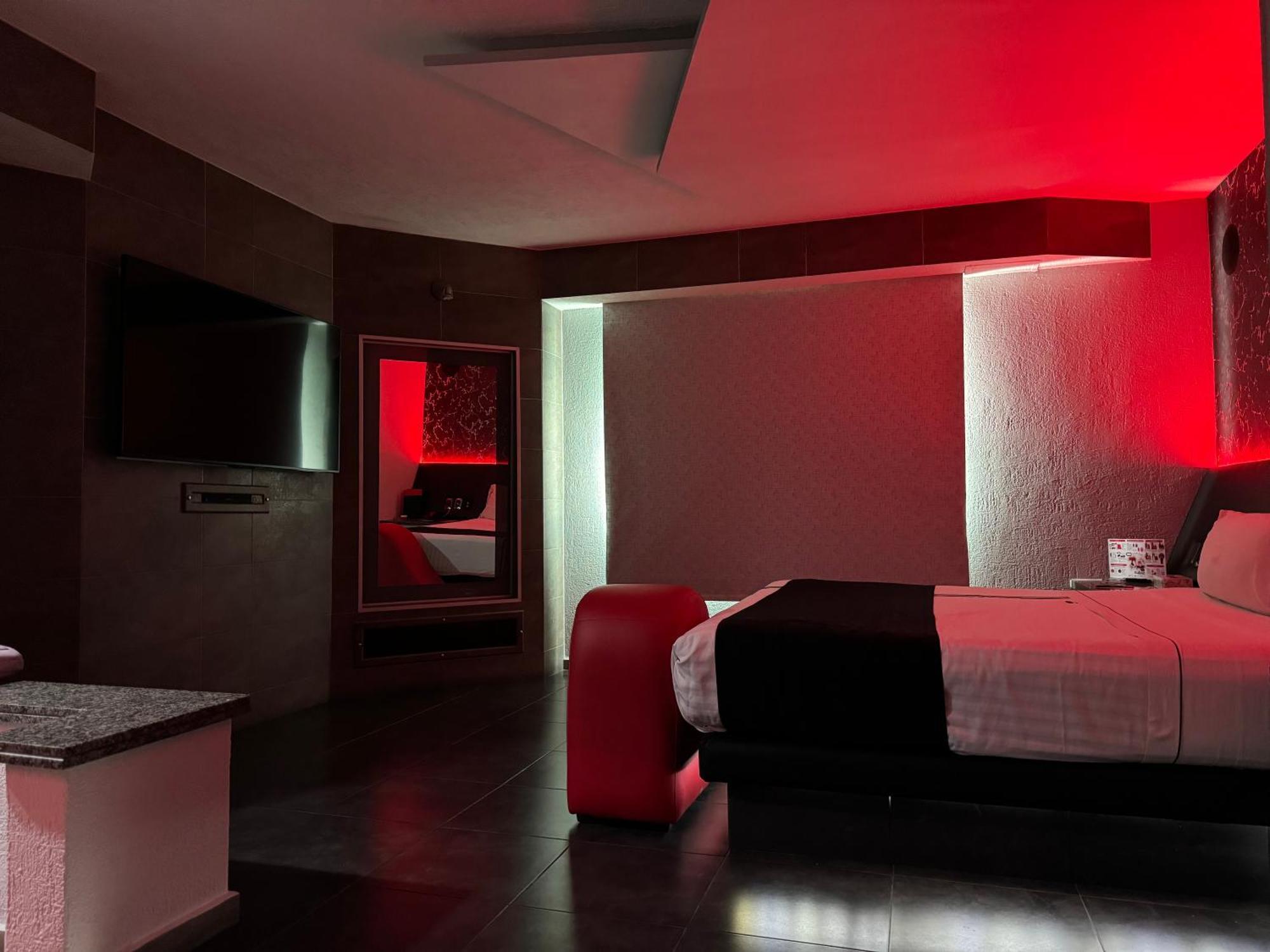 Kuboz Motor Hotel Zapopan Ngoại thất bức ảnh